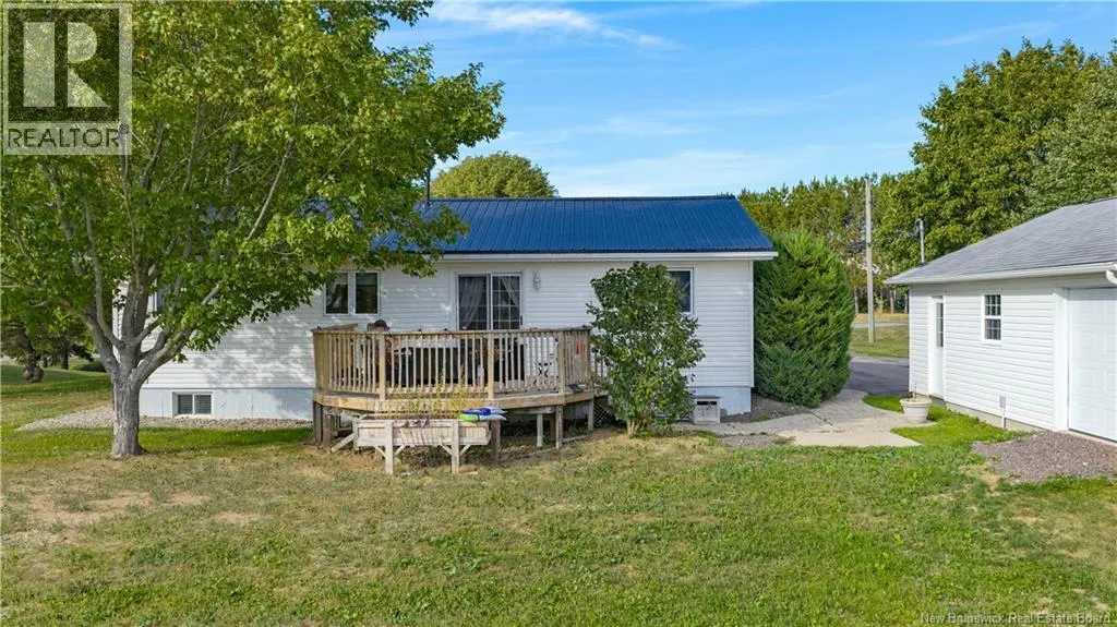 3 Meredith Drive