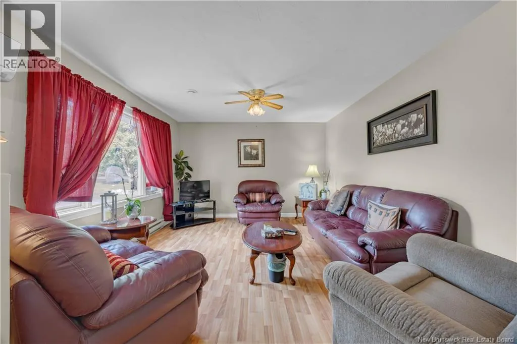 3 Meredith Drive