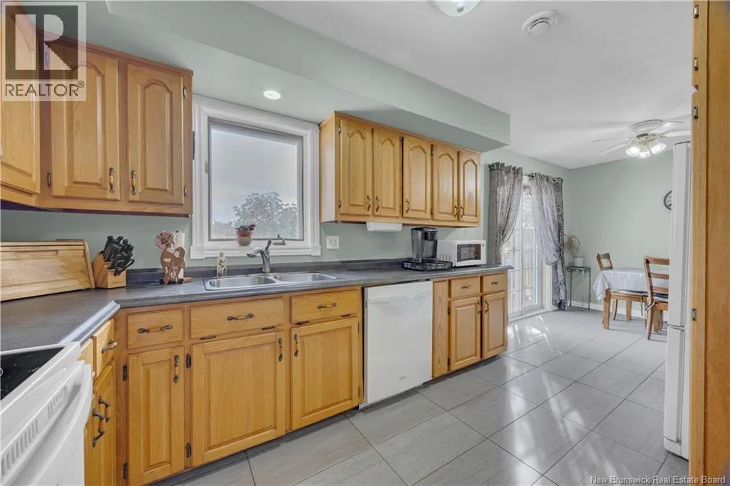 3 Meredith Drive