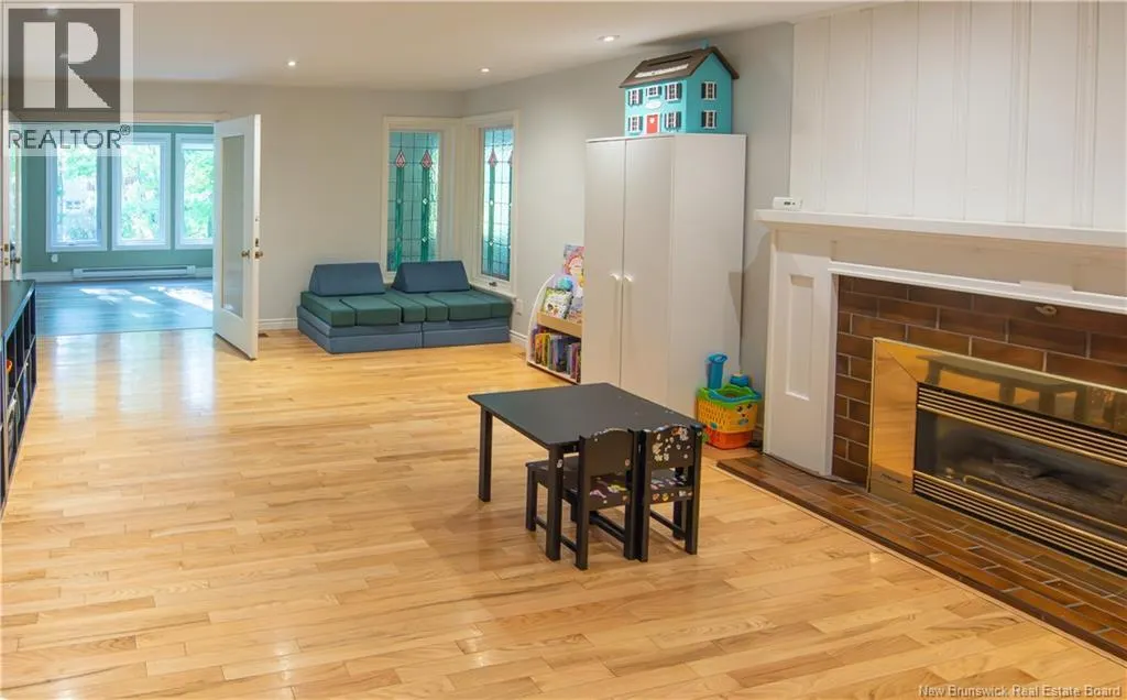 44 Birchwood Crescent