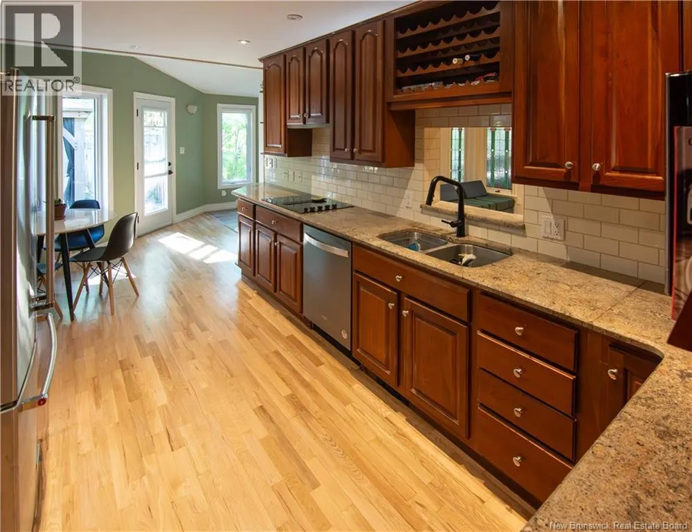44 Birchwood Crescent