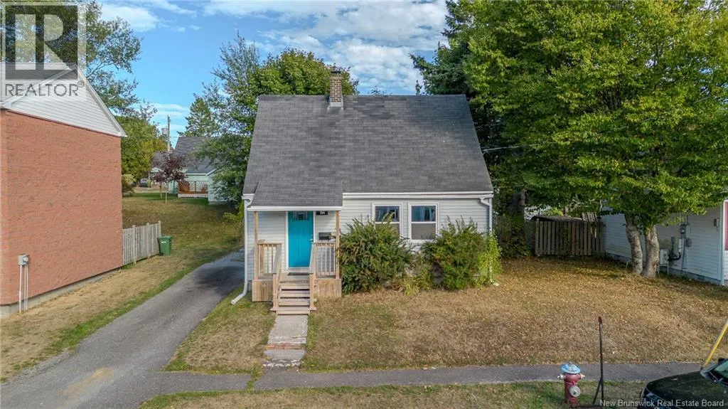 184 Lansdowne Avenue