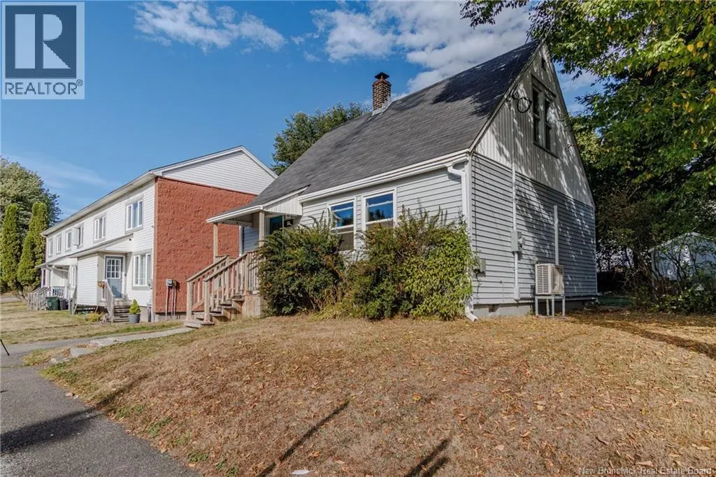 184 Lansdowne Avenue