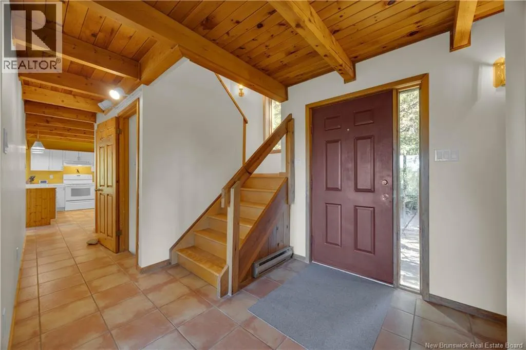 7 Ellis Drive