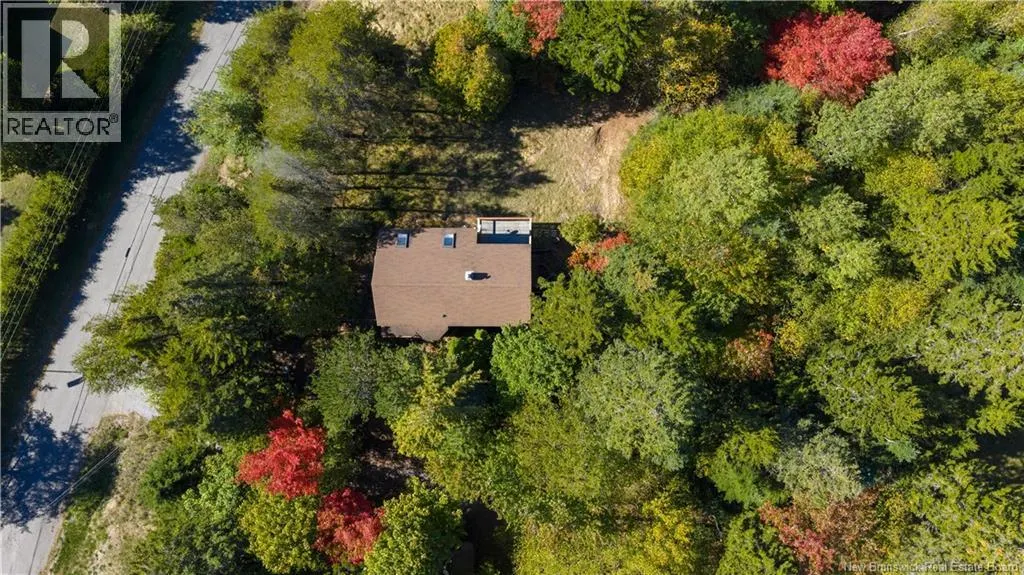 7 Ellis Drive
