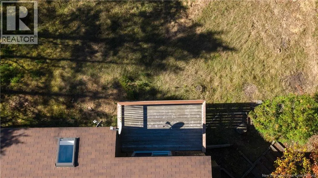 7 Ellis Drive