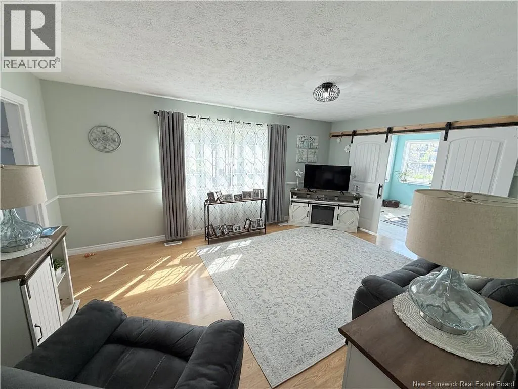 7 Grafton Shore Road