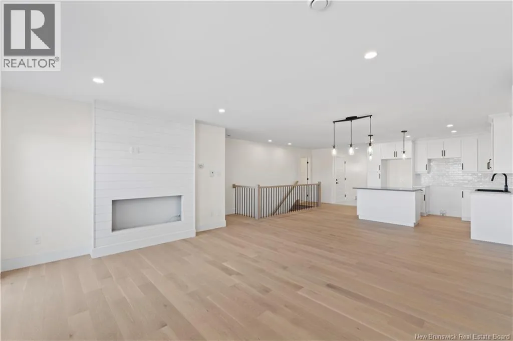 129 Simone Gallant Street