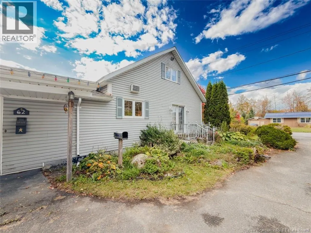 62 Hillcrest Avenue