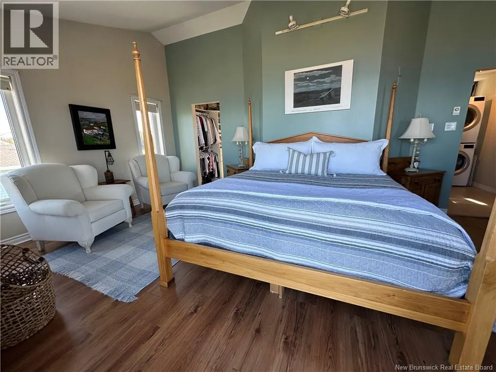 1205 Jacques Cartier