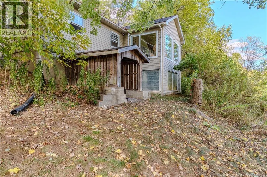 53 Pickwauket Road