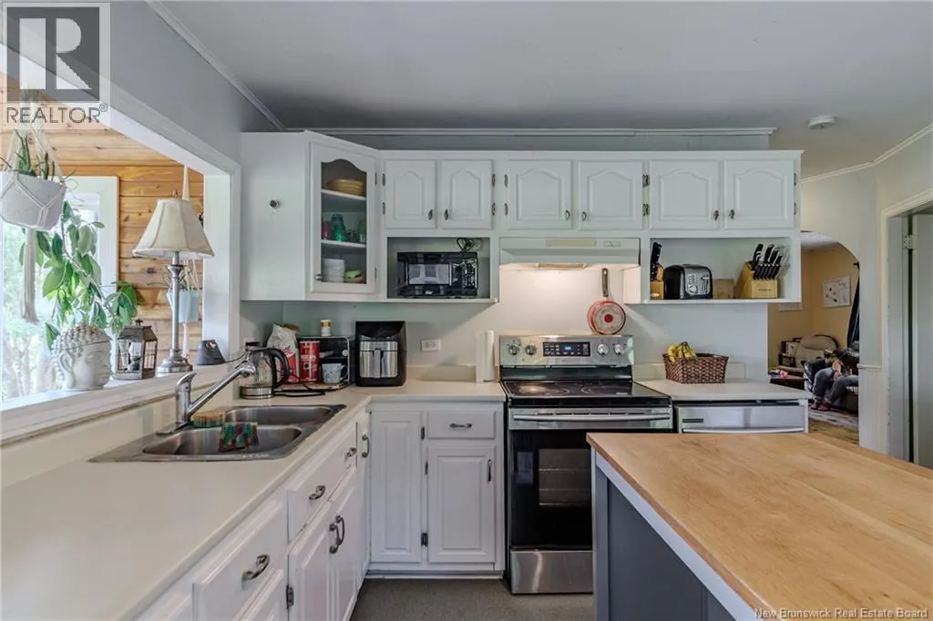 53 Pickwauket Road