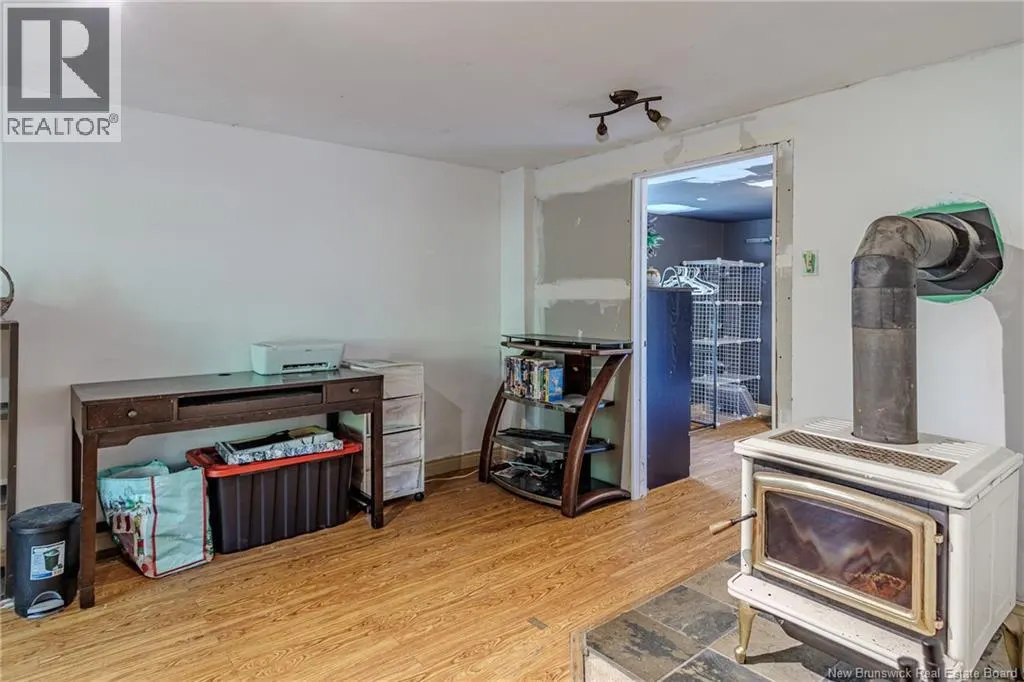 53 Pickwauket Road
