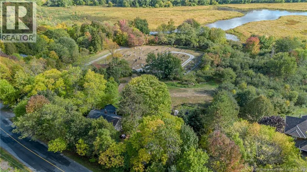 53 Pickwauket Road