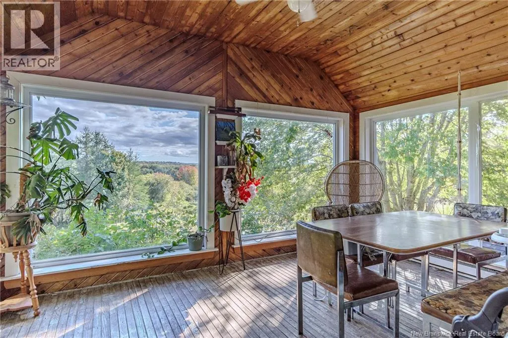 53 Pickwauket Road