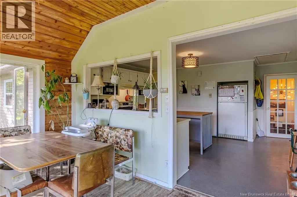 53 Pickwauket Road