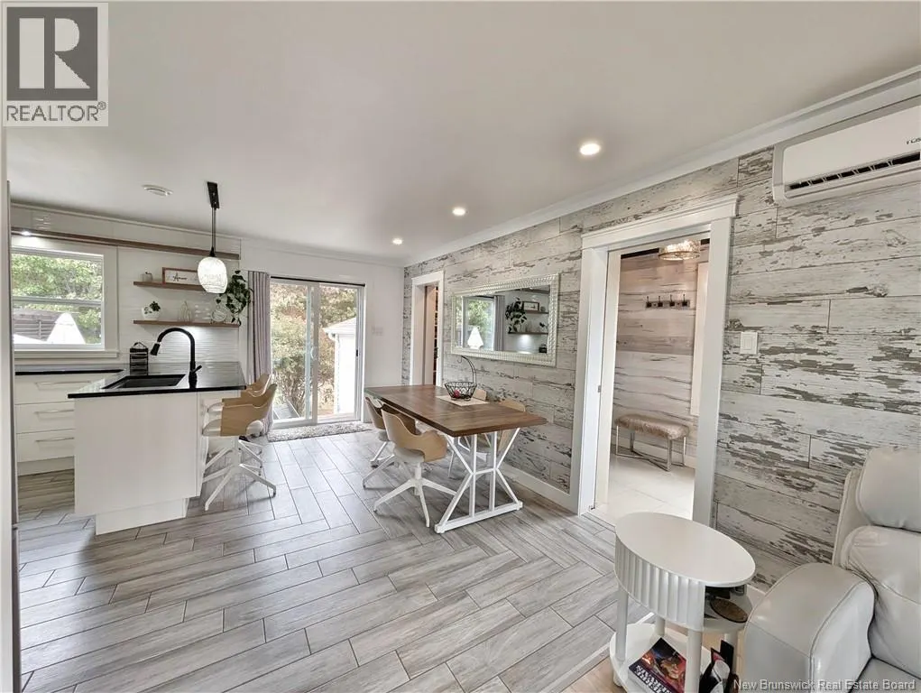 4198 Rue Robinson