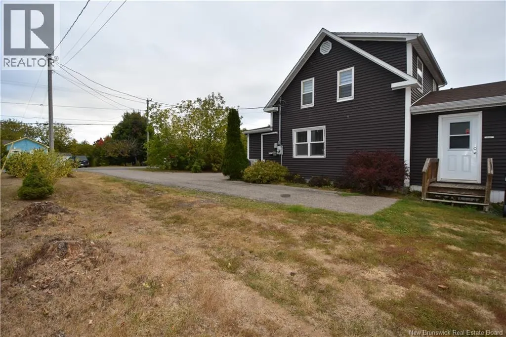 480 Pointe-à-Bouleau Street