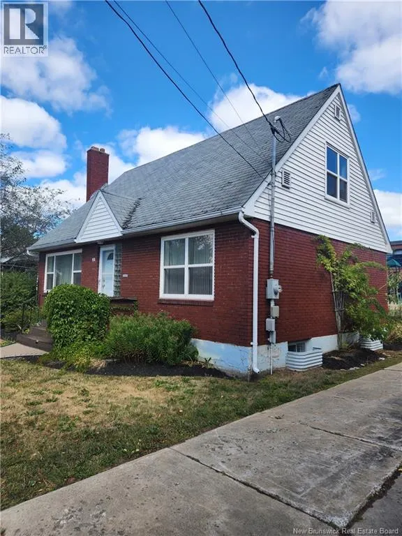 29 MacBeath Avenue