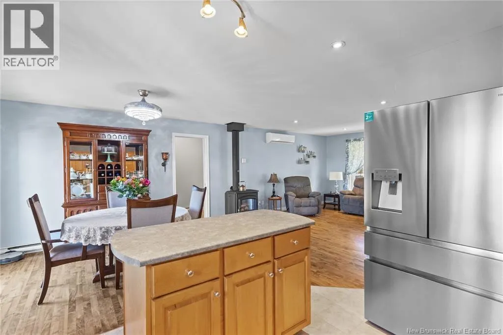 20 Sunview Lane West