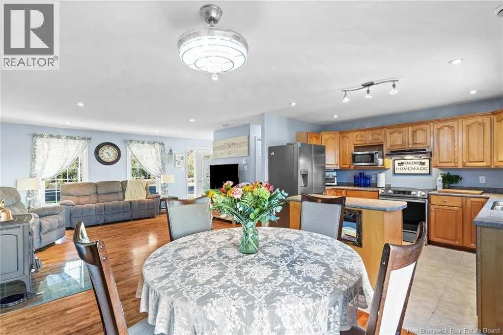 20 Sunview Lane West