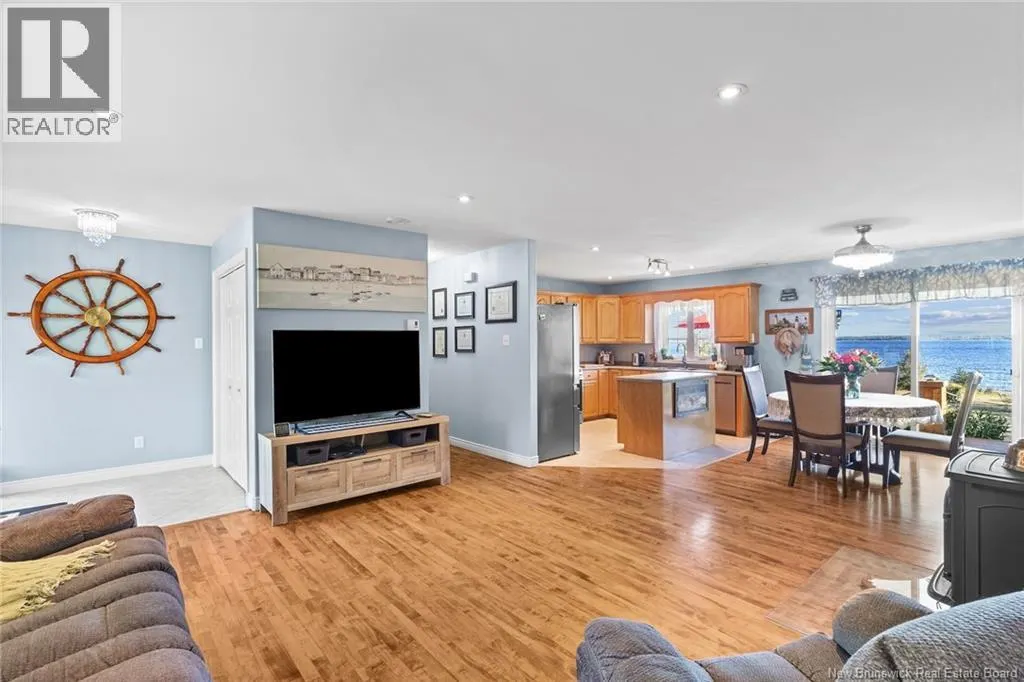 20 Sunview Lane West