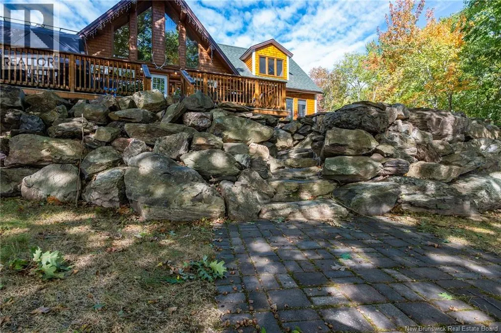 3049 Lower Cambridge Road