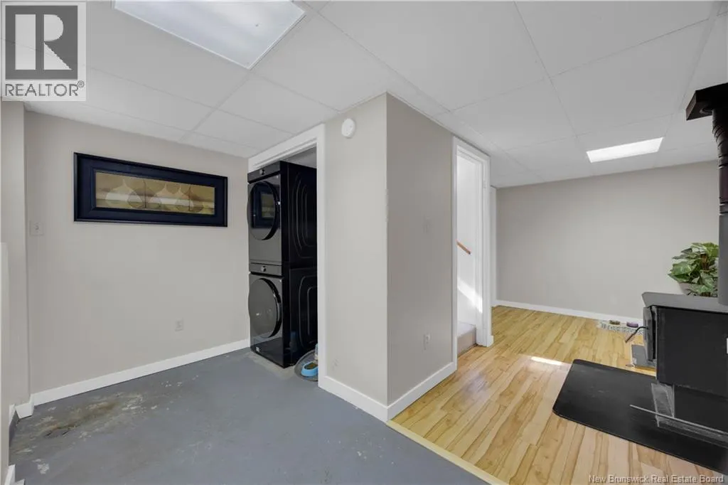 1 Clifton Wharf Road