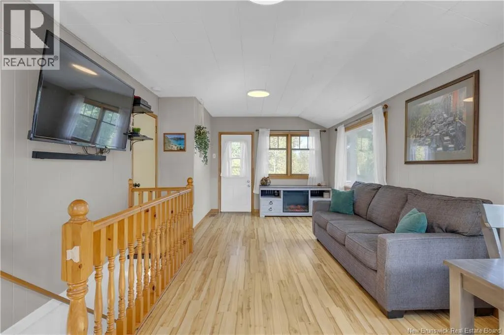 1 Clifton Wharf Road