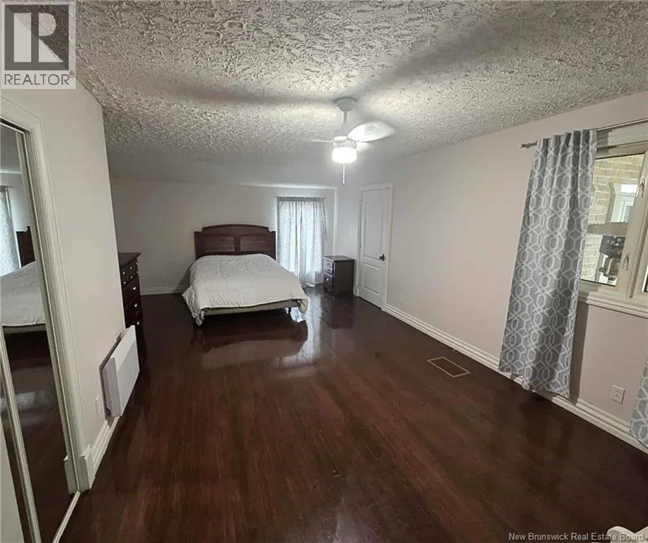 4072 Rue Principale
