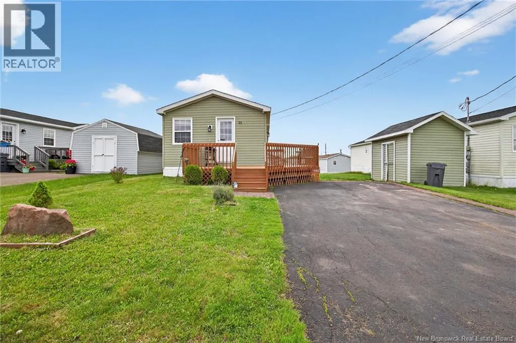 35 Pollett Lane