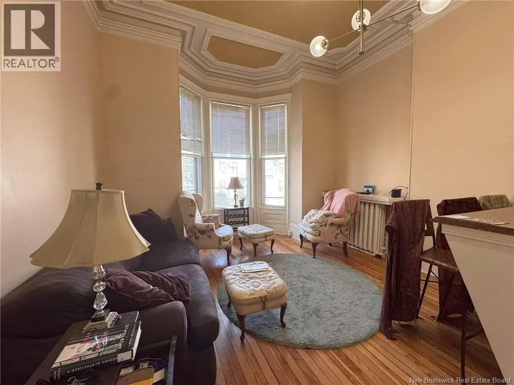 196 King Street East