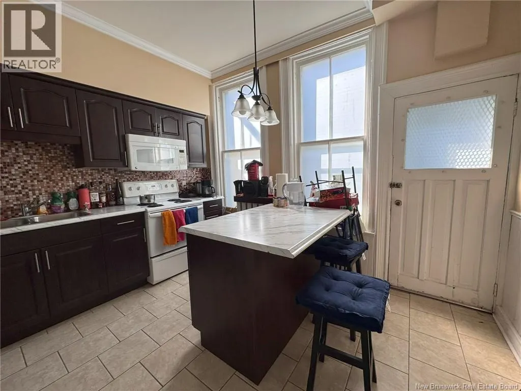 196 King Street East