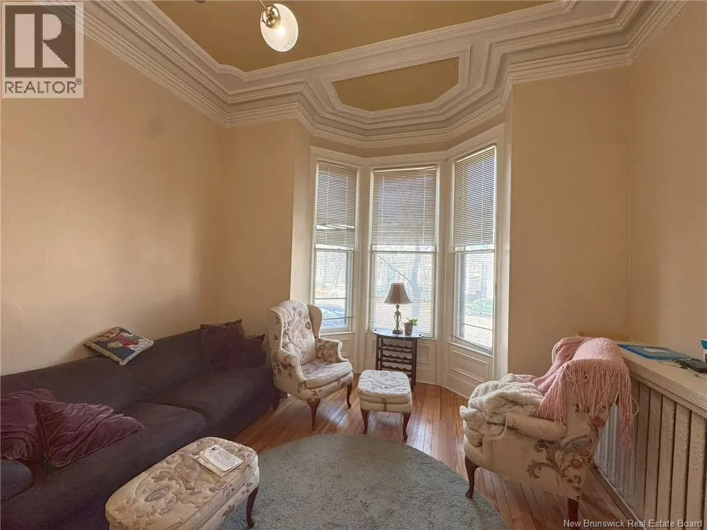 196 King Street East