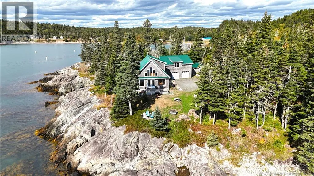82 Holland Road