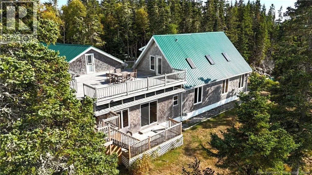 82 Holland Road