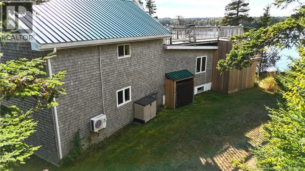 82 Holland Road