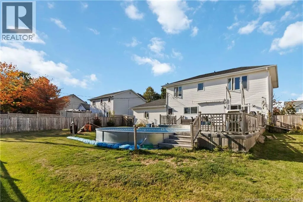 33 Camrose Crescent