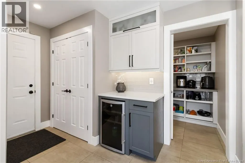 33 Camrose Crescent