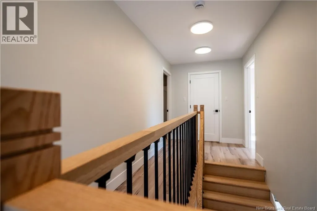 8 Dufferin Road