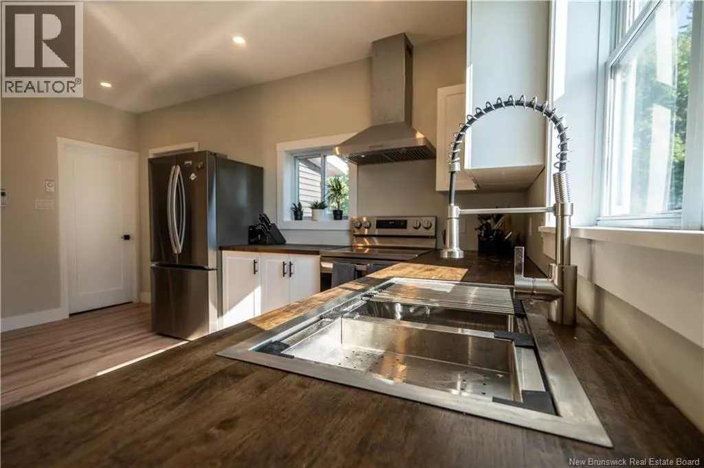 8 Dufferin Road