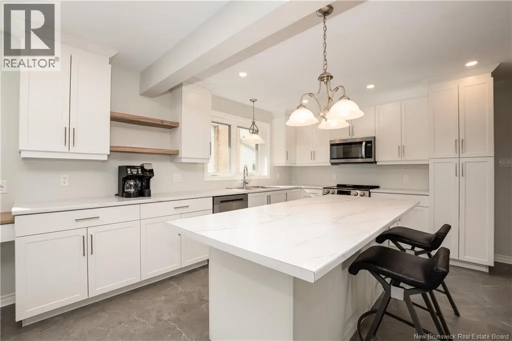54 Bessborough