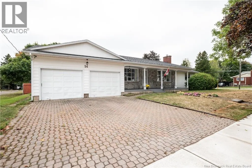 54 Bessborough