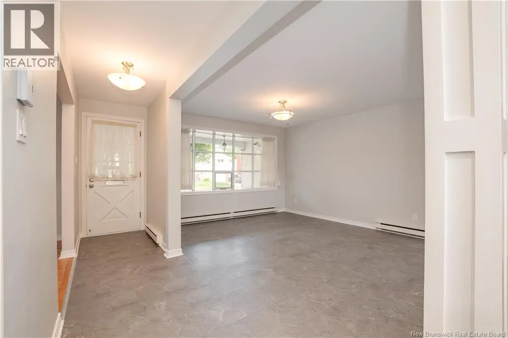 54 Bessborough
