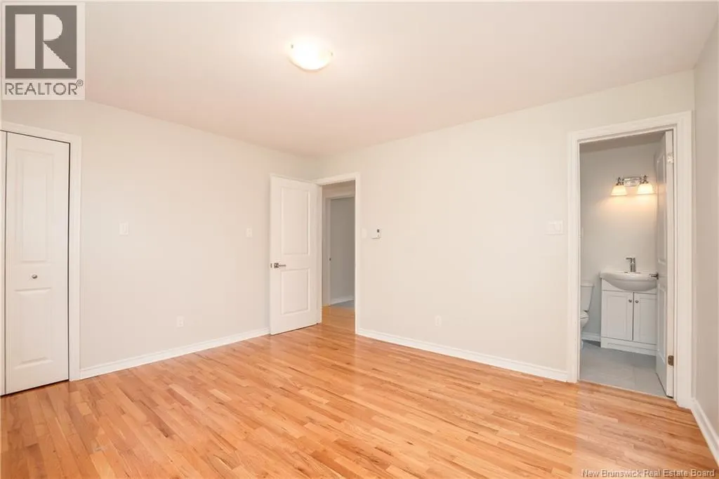 54 Bessborough