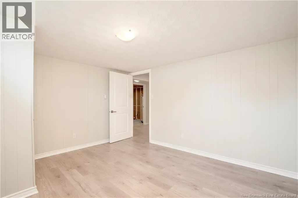 54 Bessborough