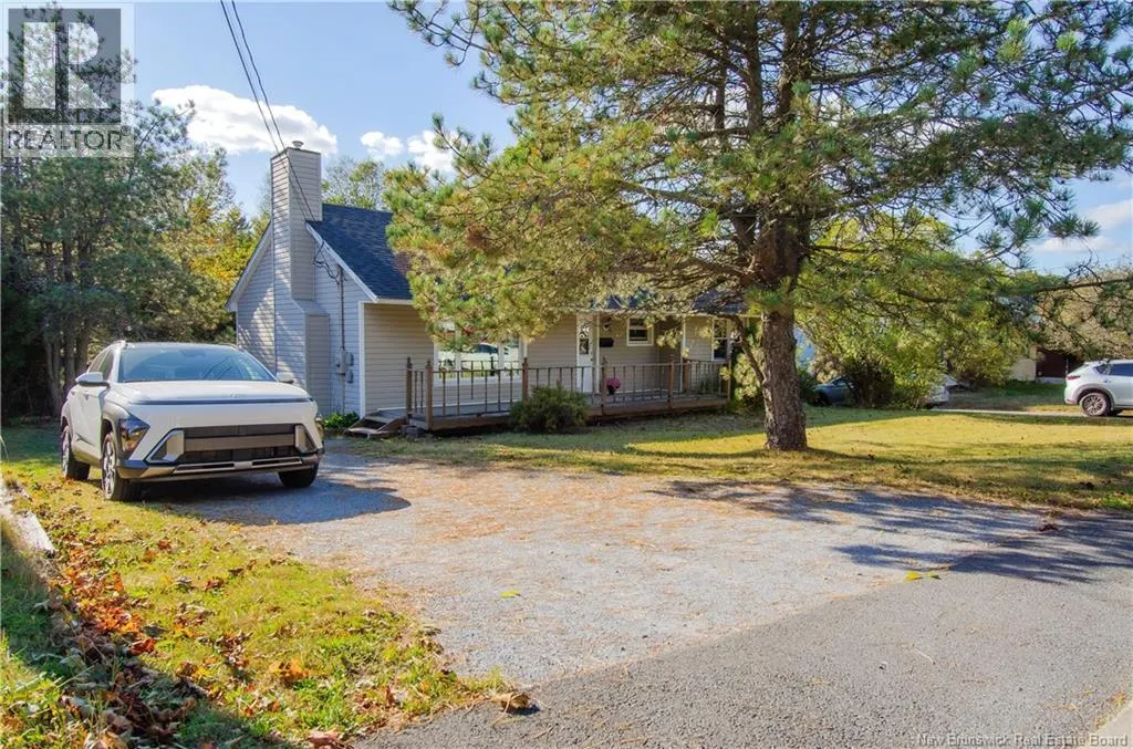 40 Creighton Avenue