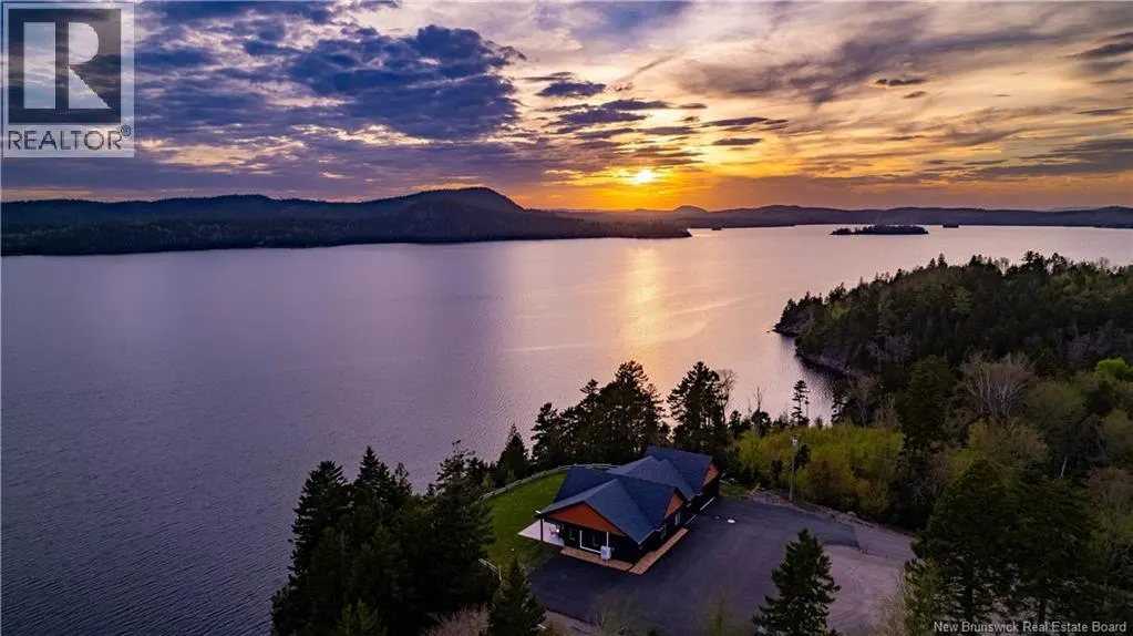 15 Bluff Road