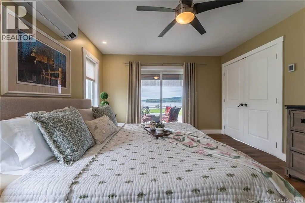 15 Bluff Road