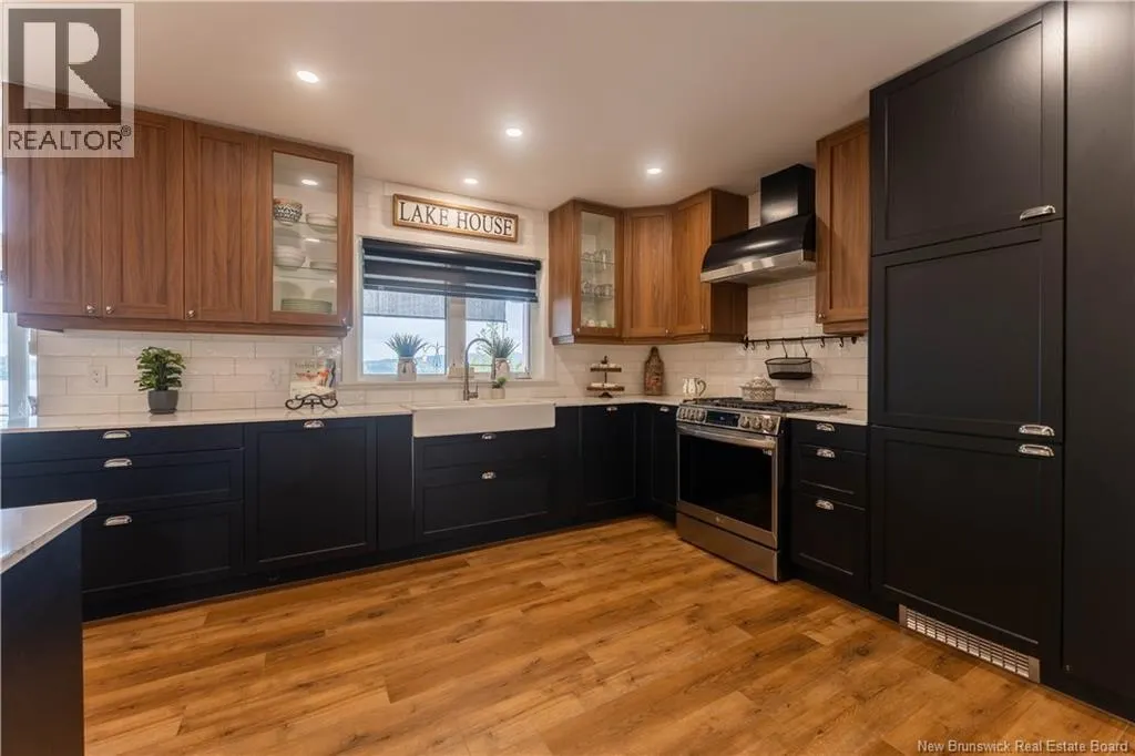 15 Bluff Road